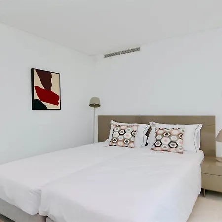 Emilia - Clever Details , Vilamoura, Sleeps 6, Luxury, Walking Distance فيلة *